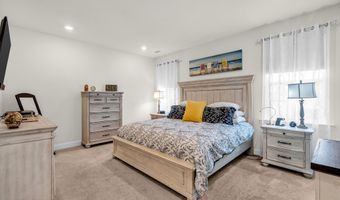 113 Edenton Dr, Barnegat, NJ 08005