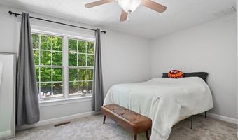 5 Spring Hill Rd, Bedford, NH 03110