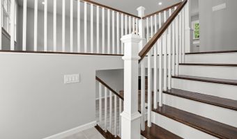 12 Cel Bret Dr, Danbury, CT 06810
