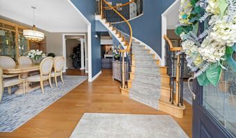 33 WATERTON Dr, Bear, DE 19701