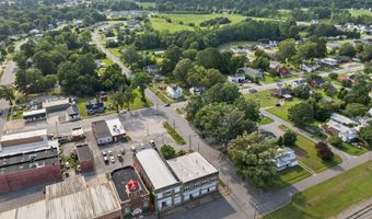 522 W 1st St, Ayden, NC 28513