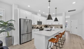 5451 DEL CORONADO Dr, Apollo Beach, FL 33572