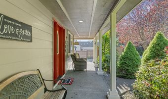 997 KRISTA Ln, Brookings, OR 97415