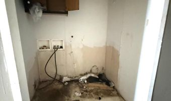 2107 N Oak, Artesia, NM 88210