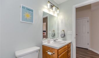 136 Hope Hill Ter, Cranston, RI 02921