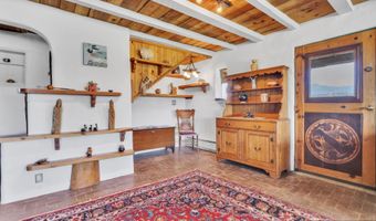 51 Atalaya Rd, Arroyo Hondo, NM 87513