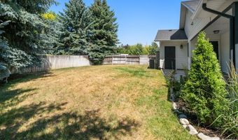 4360 Wanda St #2,500, Ammon, ID 83406