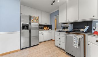 600 Vine Cir, Bay St. Louis, MS 39520