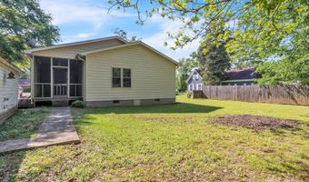 109 5th St SE, Aliceville, AL 35442
