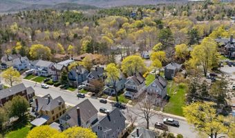 22 Ledgelawn Ave, Bar Harbor, ME 04609