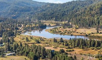 9734 Moore Dr, Cascade, ID 83611