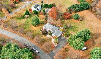 20 YEGER Dr, Allentown, NJ 08501