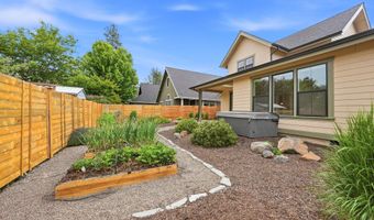 20042 SW Sunny Way, Bend, OR 97702