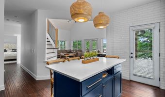 391 LYNNWOOD Dr, Arley, AL 35541