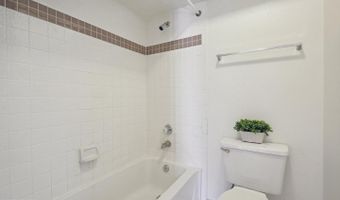 3313 WYNDHAM Cir #2216, Alexandria, VA 22302