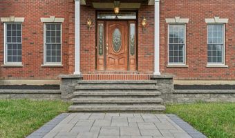 97 Lewis Rd, Altamont, NY 12009