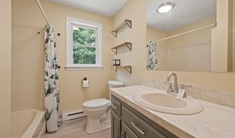 212 Rockwell Ave, Bristol, CT 06010