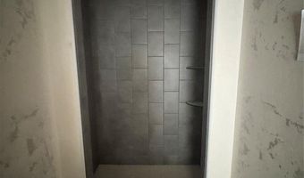 9401 Far Hills Ct, Edmond, OK 73034