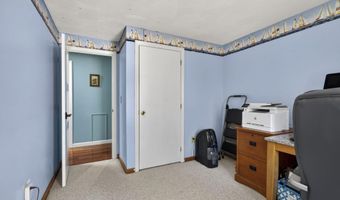 49 Birkdale Rd, Bedford, NH 03110