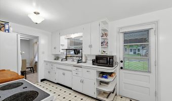 1921 E 10th St, Anderson, IN 46012