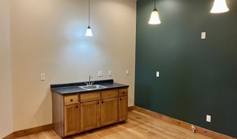 803 Fairfax St, Altoona, WI 54720