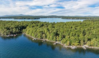 120 Big Barndoor Is, Alton, NH 03810