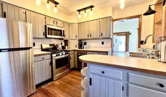 1315 Locust St, Atlantic, IA 50022