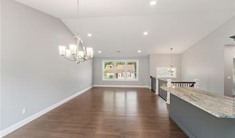 10 Sherwood Ave, North Providence, RI 02911