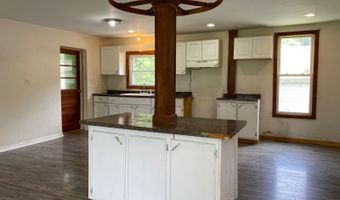 26 Verbraska Ave, Amsterdam, NY 12010