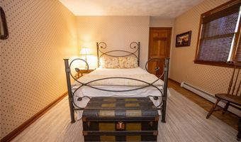 15 South Ln, Angola, NY 14006