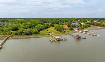 8053 Mariners Lndg, Awendaw, SC 29429