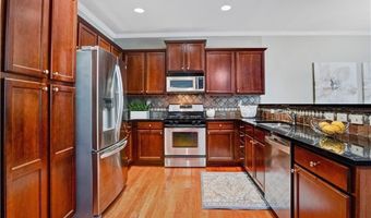 300 Snowgoose Ct, Alpharetta, GA 30022