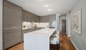 1781 N PIERCE St 501, Arlington, VA 22209