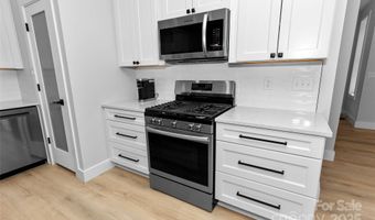20 Rash Rd, Asheville, NC 28806