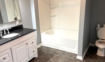 121 N Woodworth St, Algona, IA 50511