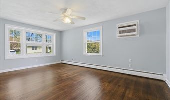 21 Citizen St, Cumberland, RI 02864