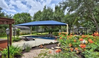 1810 Burr Oak, Adkins, TX 78101