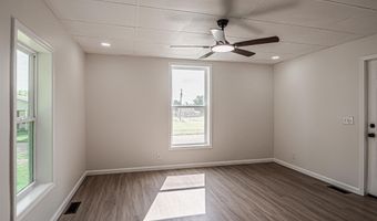 718 S Illinois St, Bicknell, IN 47512