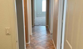 1695 W MACAW Dr, Chandler, AZ 85286