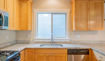 21022 JENNY MARIE Ln, Aurora, OR 97002