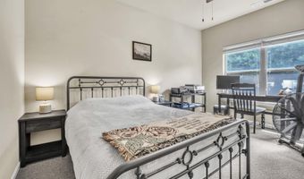 354 Harkins Bluff Dr, Greer, SC 29651