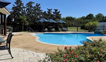 217 Meadowlands Dr, Brandon, MS 39047
