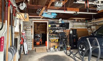 196 Ellsworth St, Bridgeport, CT 06605