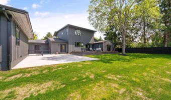 2777 Donna Dr, Columbus, OH 43220