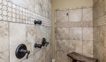 7325 Palm Beach Ave, Benton, AR 72019