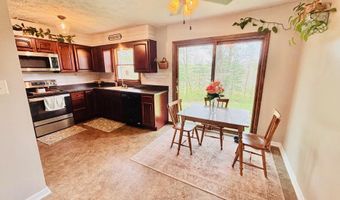 1191 N Lawrence Hollow Dr, Bloomfield, IN 47424