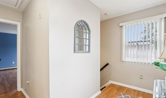 15 5th Ave, Avenel, NJ 07001