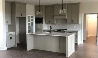 4061 Creek Top, Bauxite, AR 72011