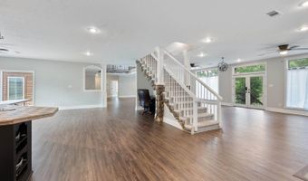 100 Plantation Ln, Batesville, AR 72501