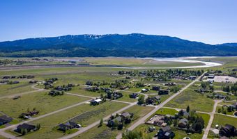 216 COLUMBINE St, Alpine, WY 83128